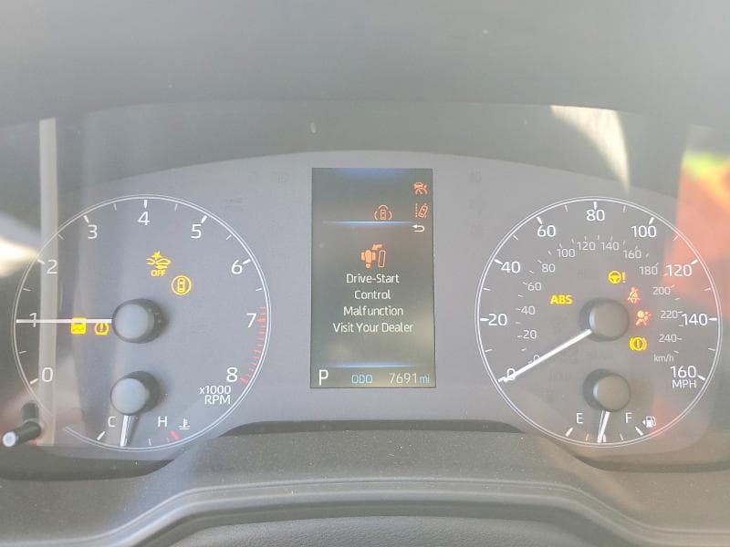 2025 TOYOTA COROLLA LE 9