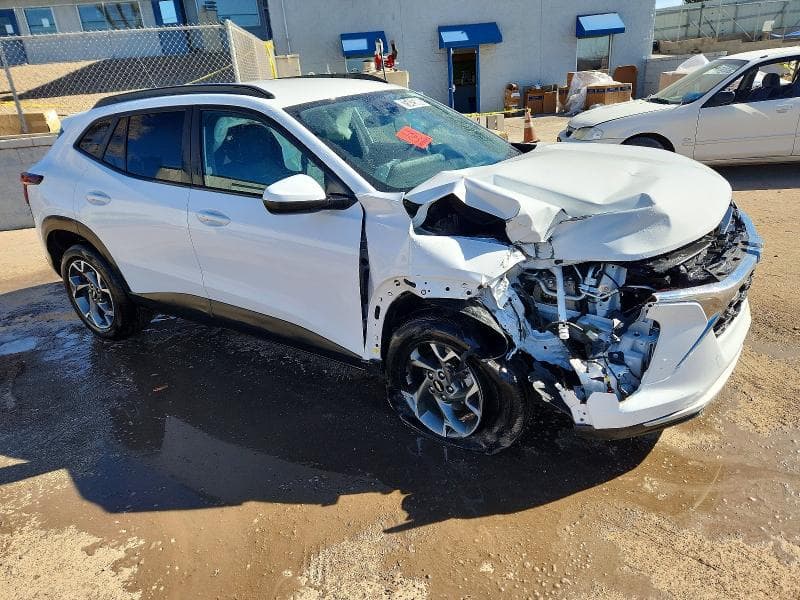 2025 CHEVROLET TRAX 1LT 4