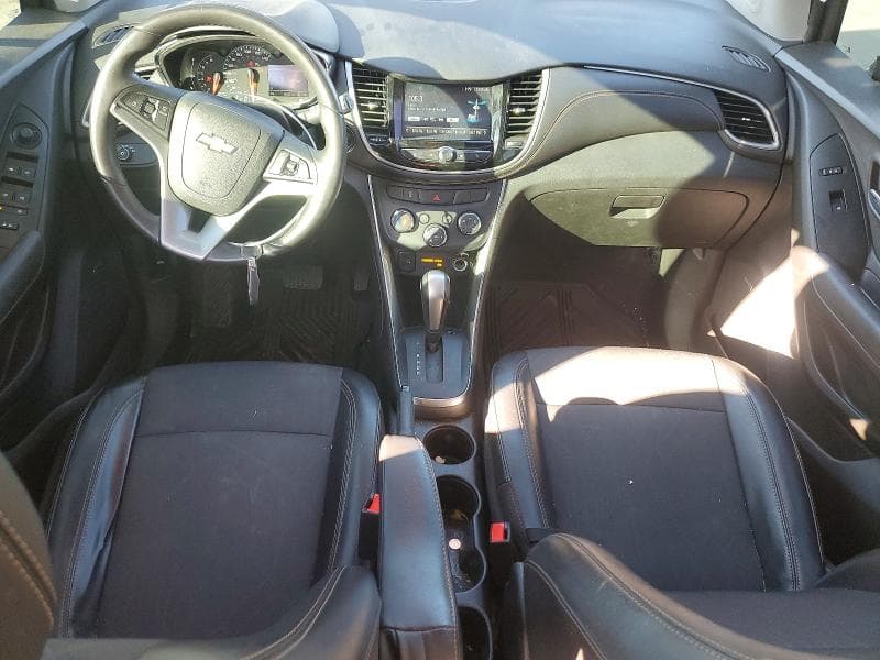 2017 CHEVROLET TRAX 1LT 8