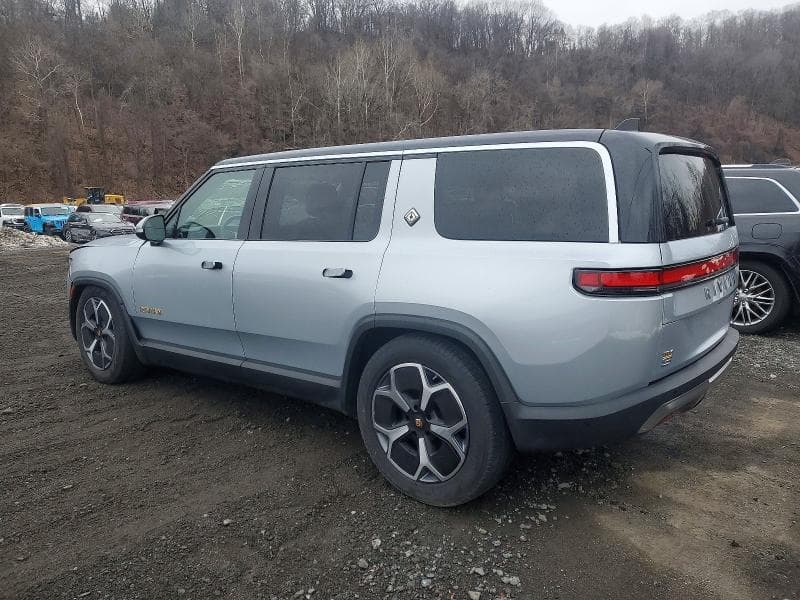 2023 RIVIAN R1S ADVENTURE 2