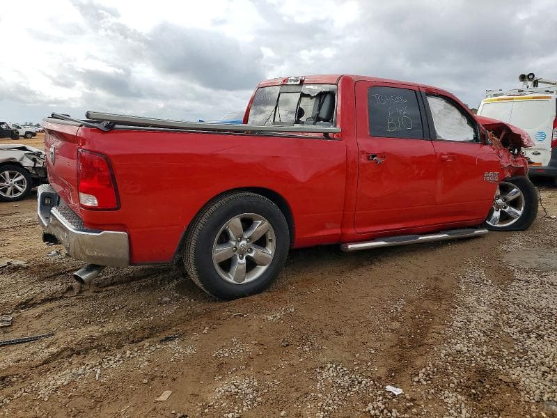2019 RAM 1500 CLASSIC SLT 3