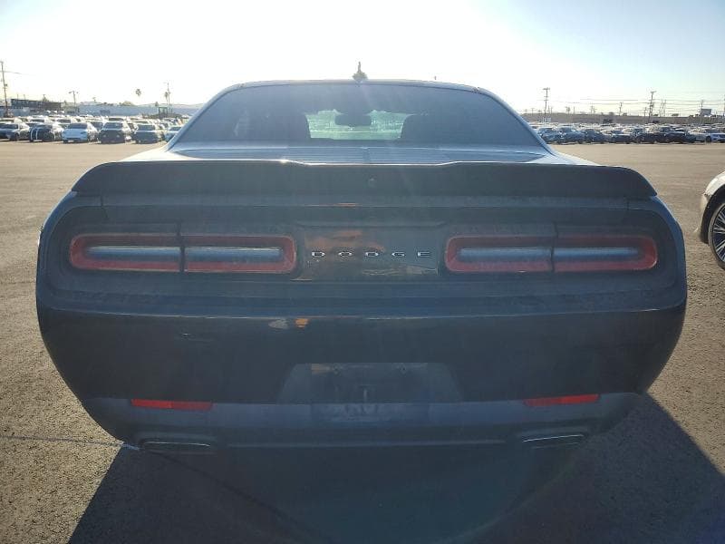 2017 DODGE CHALLENGER SXT 6
