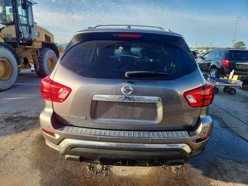 2017 NISSAN PATHFINDER 6