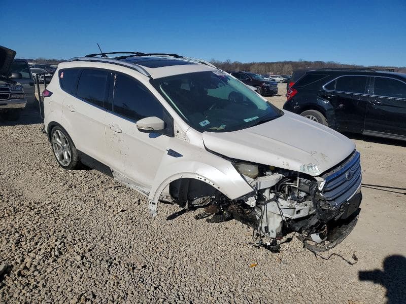 2018 FORD ESCAPE TITANIUM 4