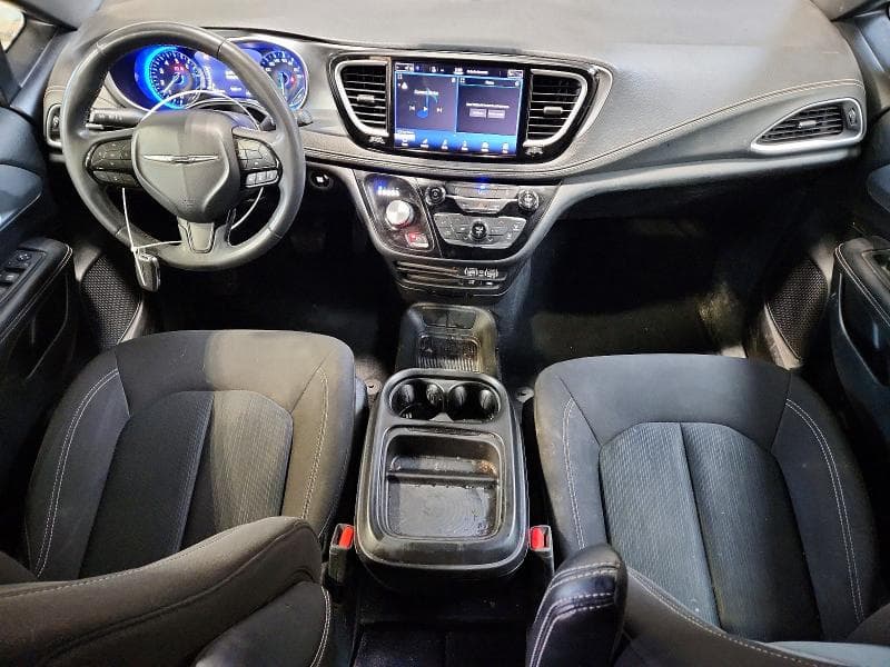 2022 CHRYSLER PACIFICA TOURING 8