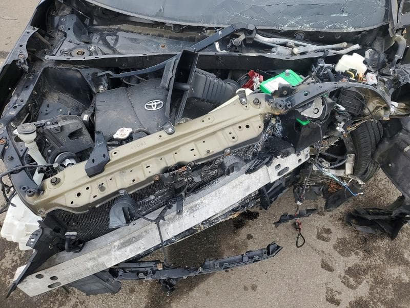 2017 TOYOTA HIGHLANDER LE 12
