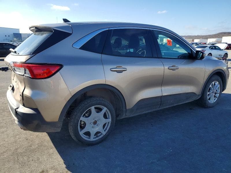 2020 FORD ESCAPE SE 3