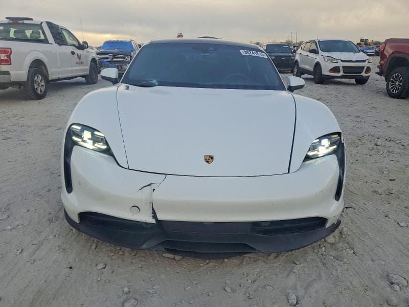 2021 PORSCHE TAYCAN 5