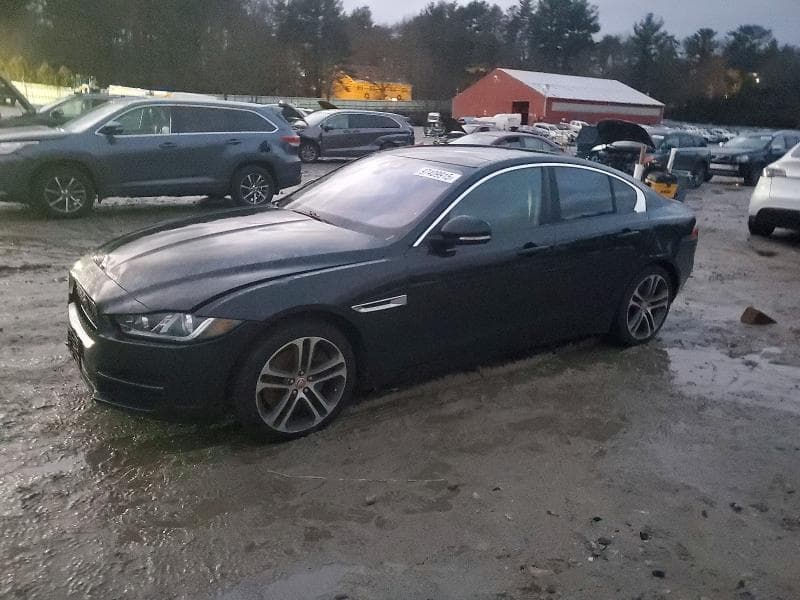 2017 JAGUAR XE PREMIUM - 1
