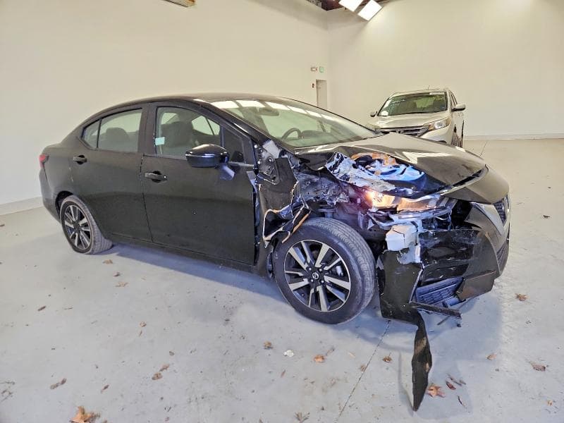2021 NISSAN VERSA SV 4