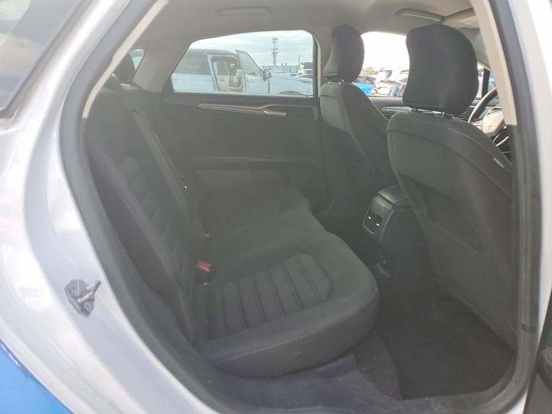 2018 FORD FUSION SE 10
