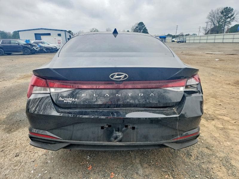2023 HYUNDAI ELANTRA SE 6