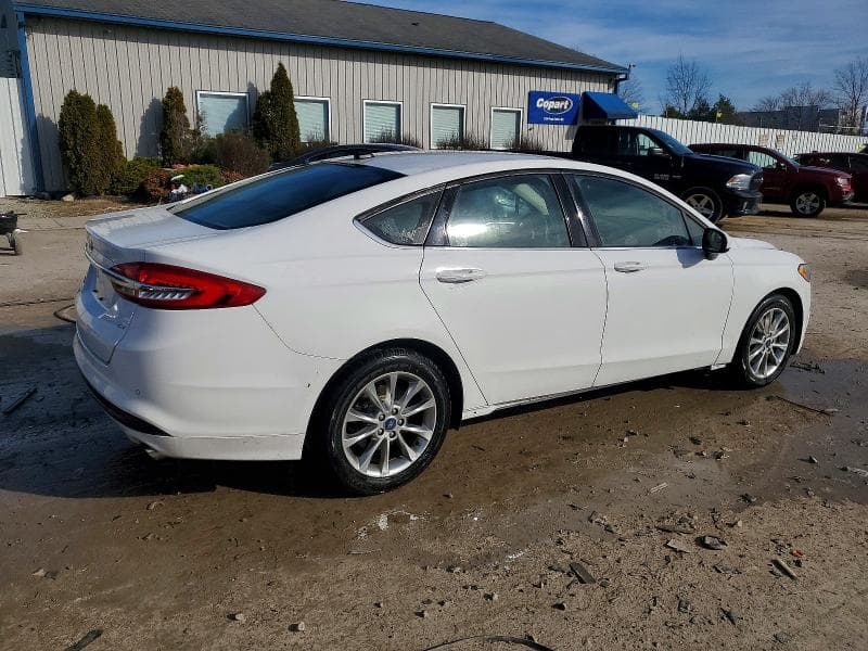 2017 FORD FUSION SE 3