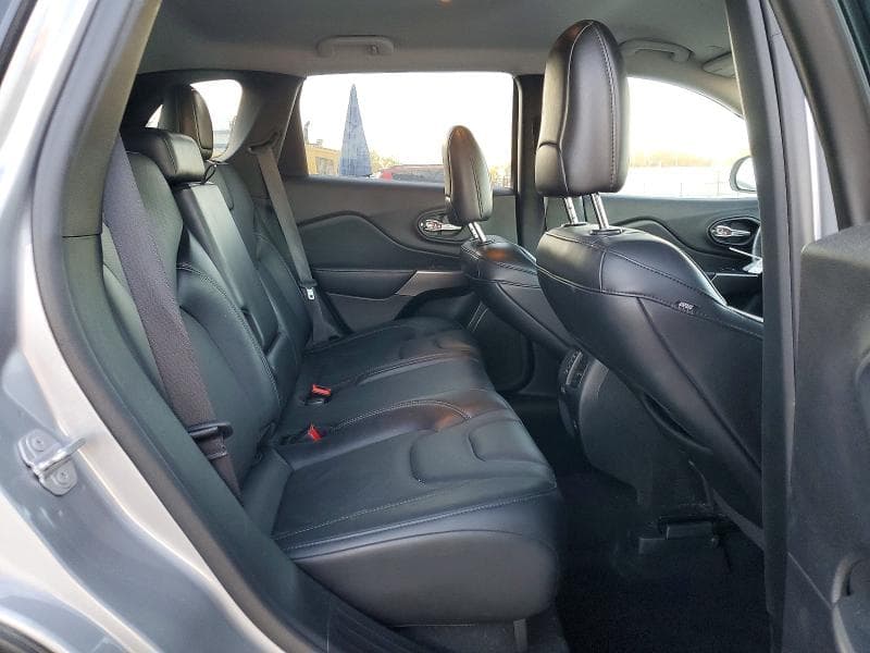 2021 JEEP CHEROKEE LATITUDE LUX 11