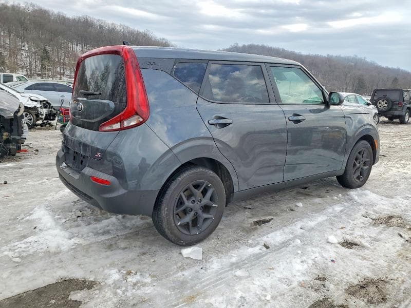 2022 KIA SOUL LX 3