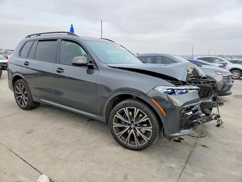 2021 BMW X7 M50I 4