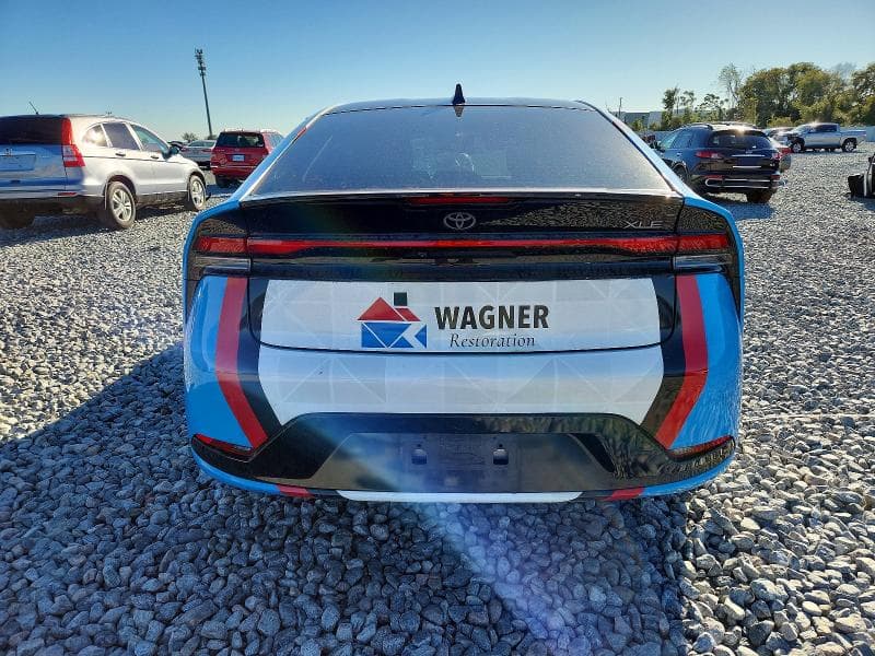 2024 TOYOTA PRIUS XLE 6