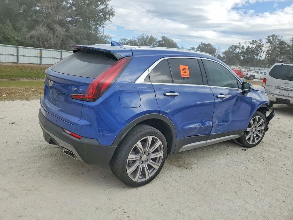 2022 CADILLAC XT4 PREMIUM LUXURY 3