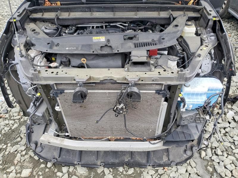 2022 TOYOTA HIGHLANDER XLE 12