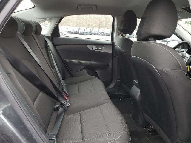 2021 KIA FORTE FE 10
