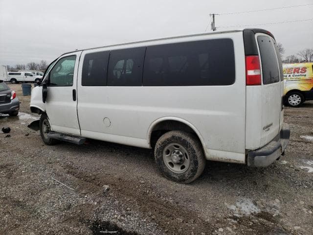 2017 CHEVROLET EXPRESS 2
