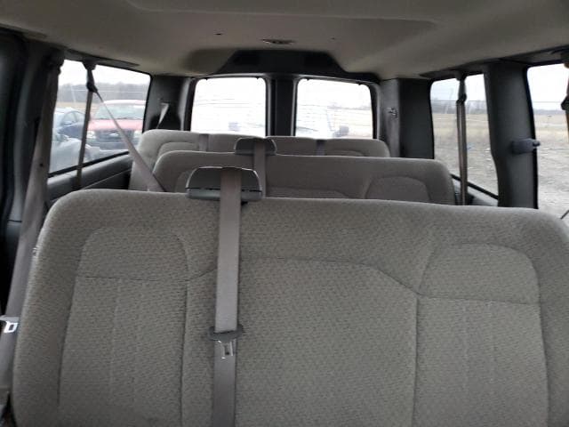 2017 CHEVROLET EXPRESS 10