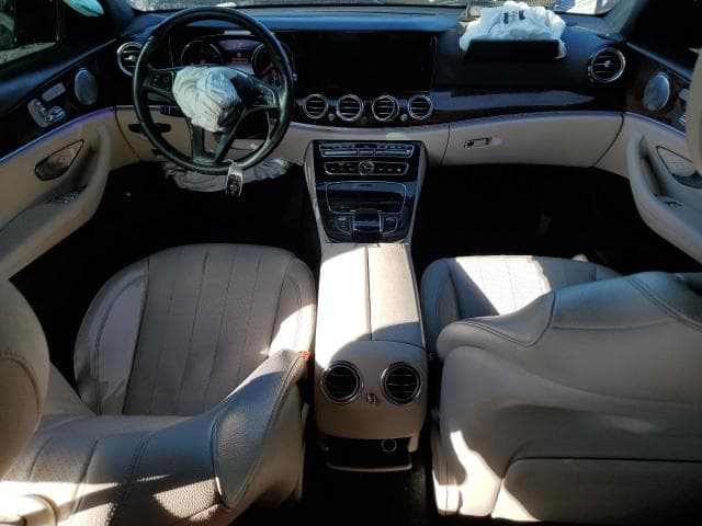2017 MERCEDES-BENZ E 300 8