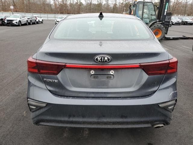 2021 KIA FORTE FE 6