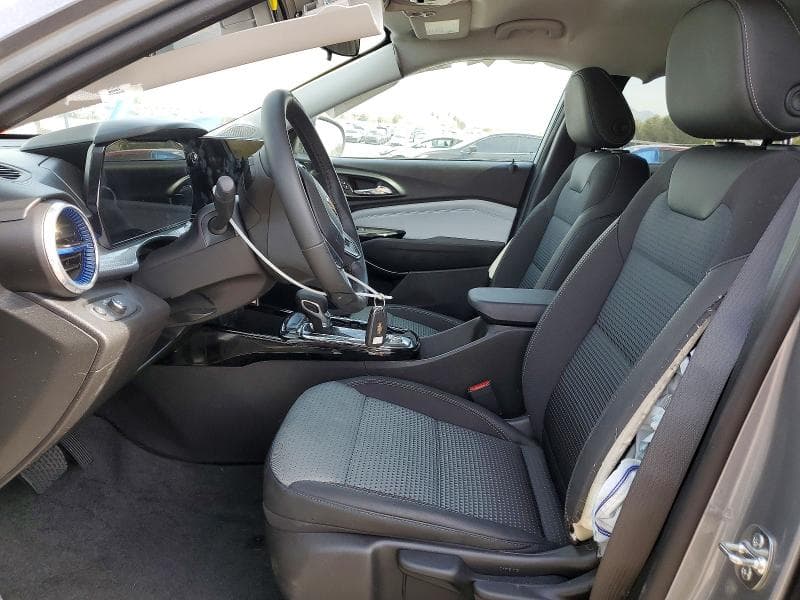 2025 CHEVROLET TRAX 1LT 7