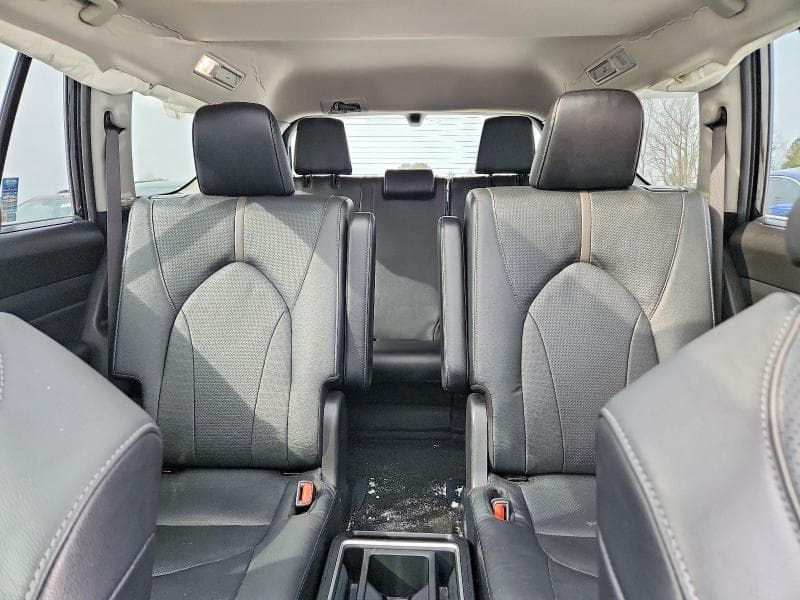 2024 TOYOTA GRAND HIGHLANDER XLE 10