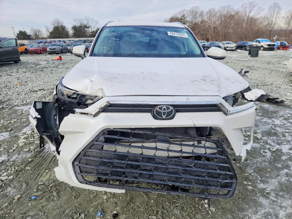 2024 TOYOTA GRAND HIGHLANDER XLE 5