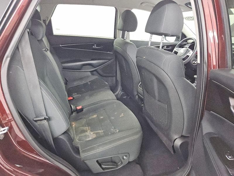 2020 KIA SORENTO LX V6 11