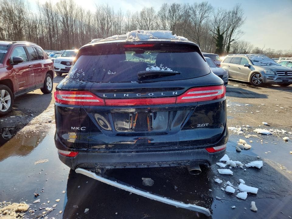 2017 LINCOLN MKC PREMIERE 6