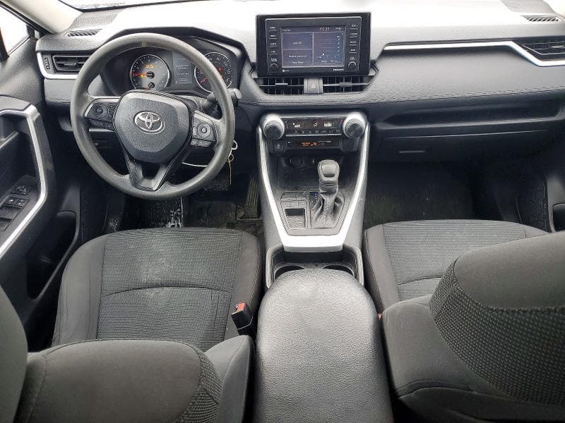 2021 TOYOTA RAV4 LE 8