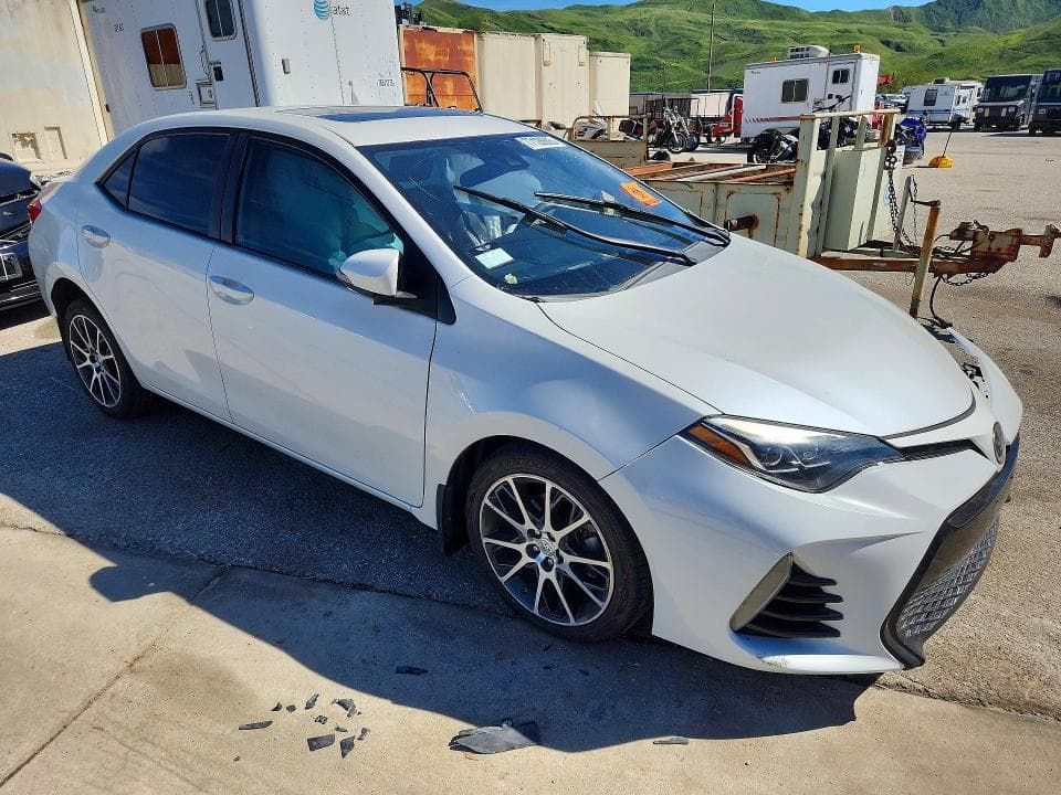 2017 TOYOTA COROLLA L 4