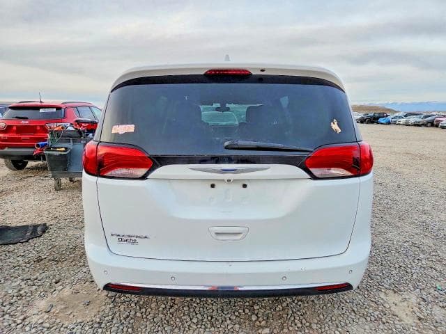 2018 CHRYSLER PACIFICA TOURING L 6