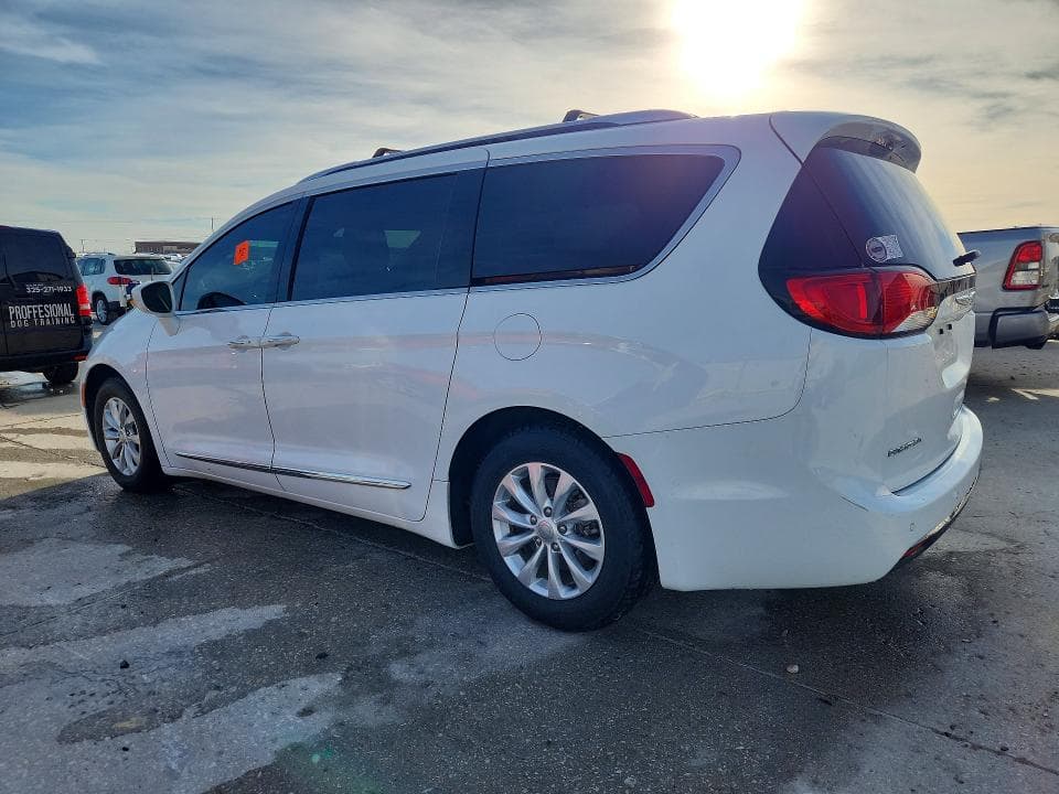 2018 CHRYSLER PACIFICA TOURING L 2