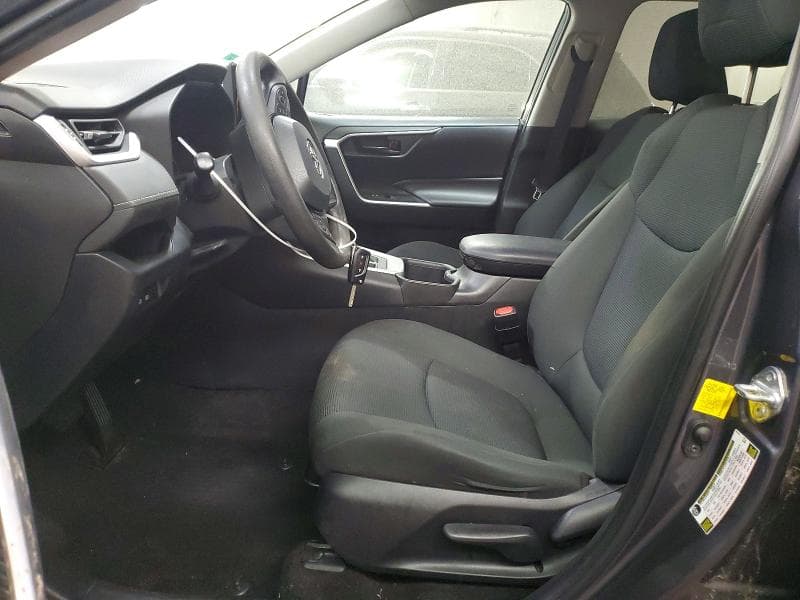 2022 TOYOTA RAV4 LE 7