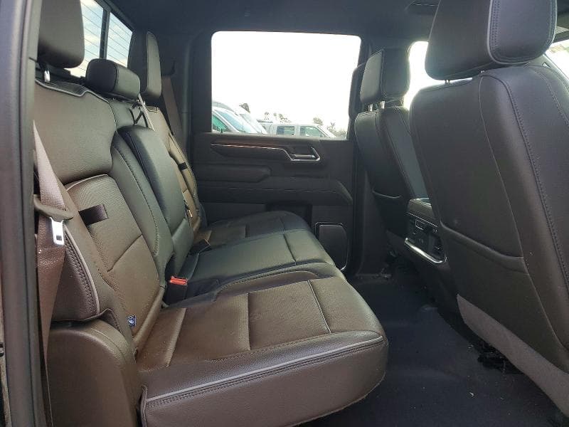 2024 GMC SIERRA K2500 DENALI 10