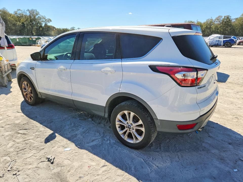 2017 FORD ESCAPE SE 2