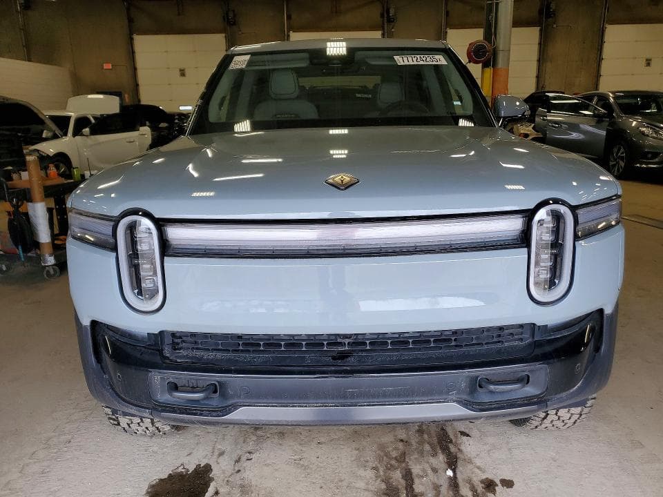 2025 RIVIAN R1T ADVENTURE 5