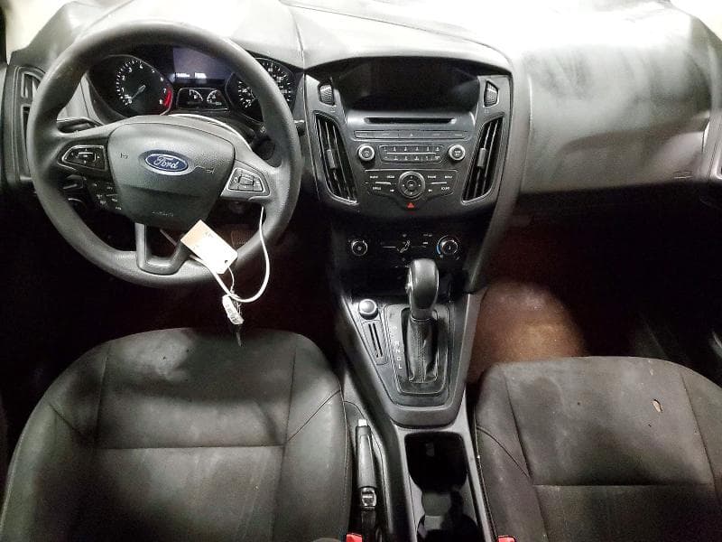 2017 FORD FOCUS SE 8
