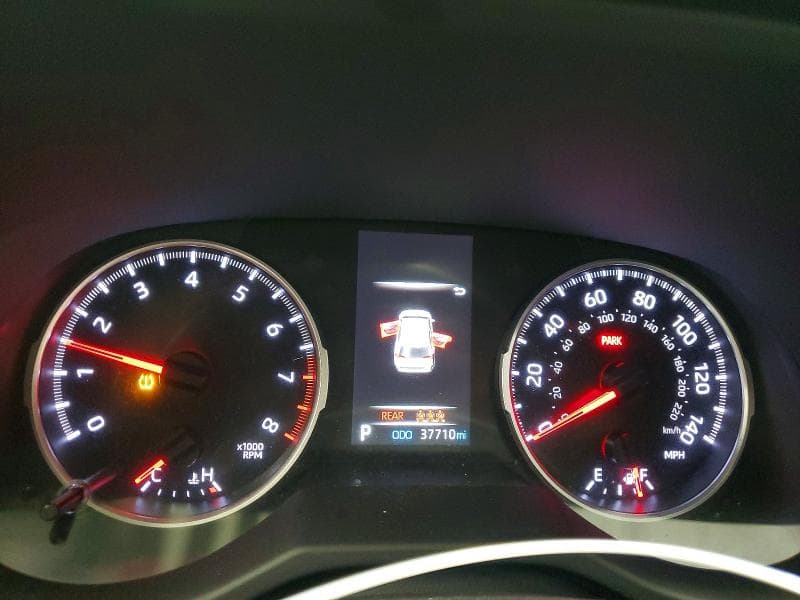 2022 TOYOTA RAV4 LE 9