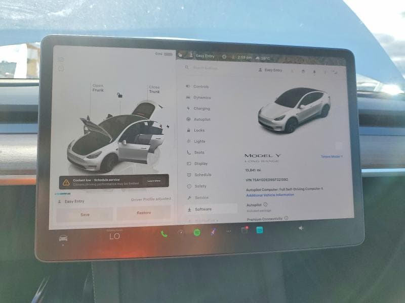 2025 TESLA MODEL Y 9