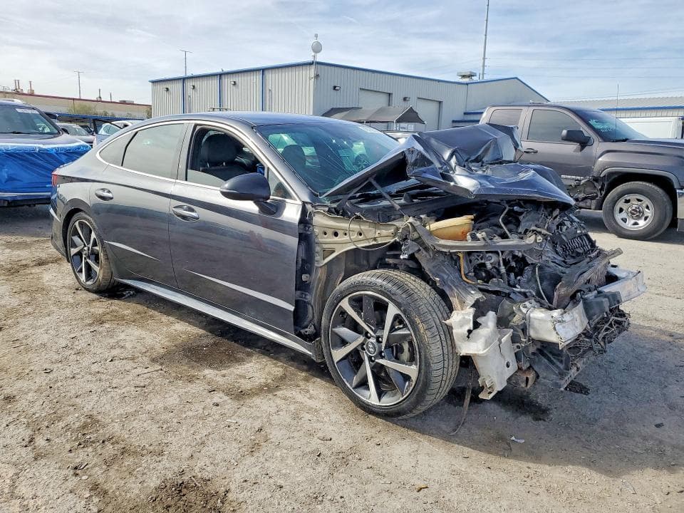 2021 HYUNDAI SONATA SEL PLUS 4