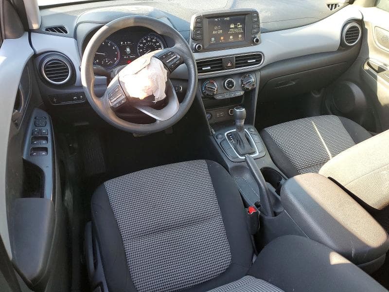2021 HYUNDAI KONA SE 8