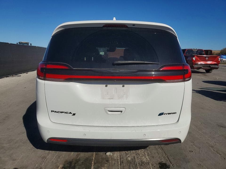 2022 CHRYSLER PACIFICA HYBRID LIMITED 6