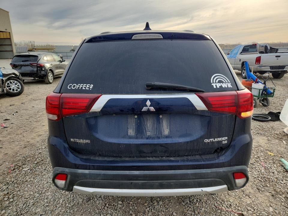 2017 MITSUBISHI OUTLANDER SE 6