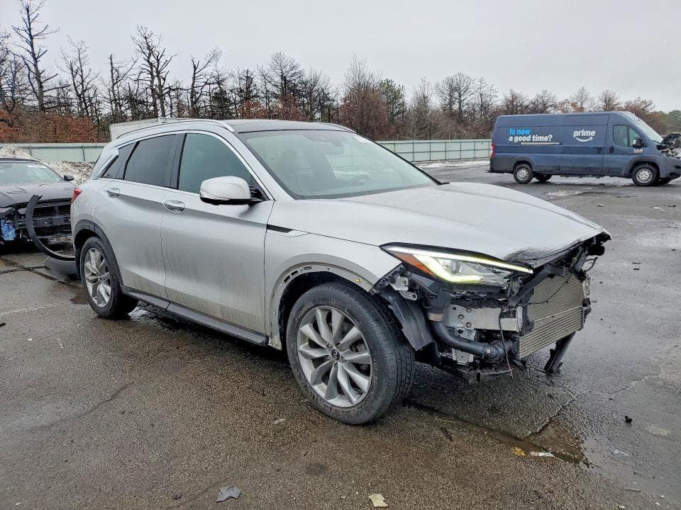 2019 INFINITI QX50 ESSENTIAL 4