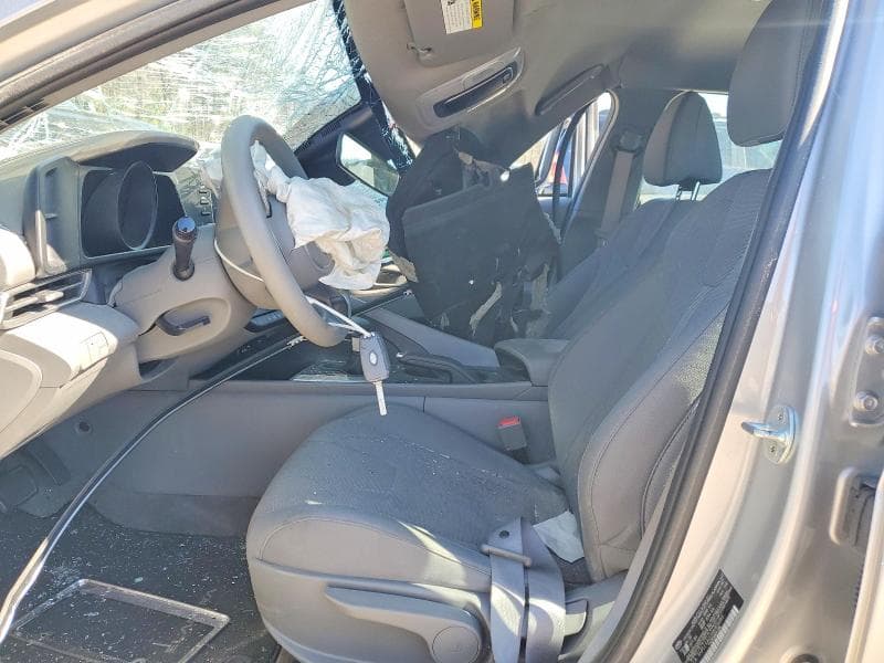 2021 HYUNDAI ELANTRA SE 7